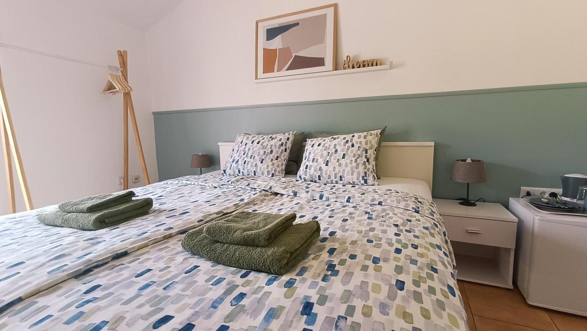 Apartment & Rooms Roza Peroj Rom bilde